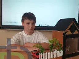 013